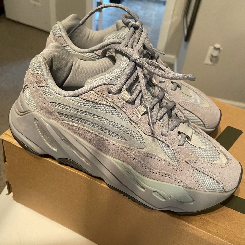 Yeezy 700